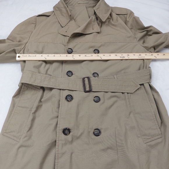 LONDON FOG MENS VINTAGE TAN BROWN NEUTRAL DOUBLE BREASTED TRENCH COAT SZ 42 REG - Picture 3 of 16